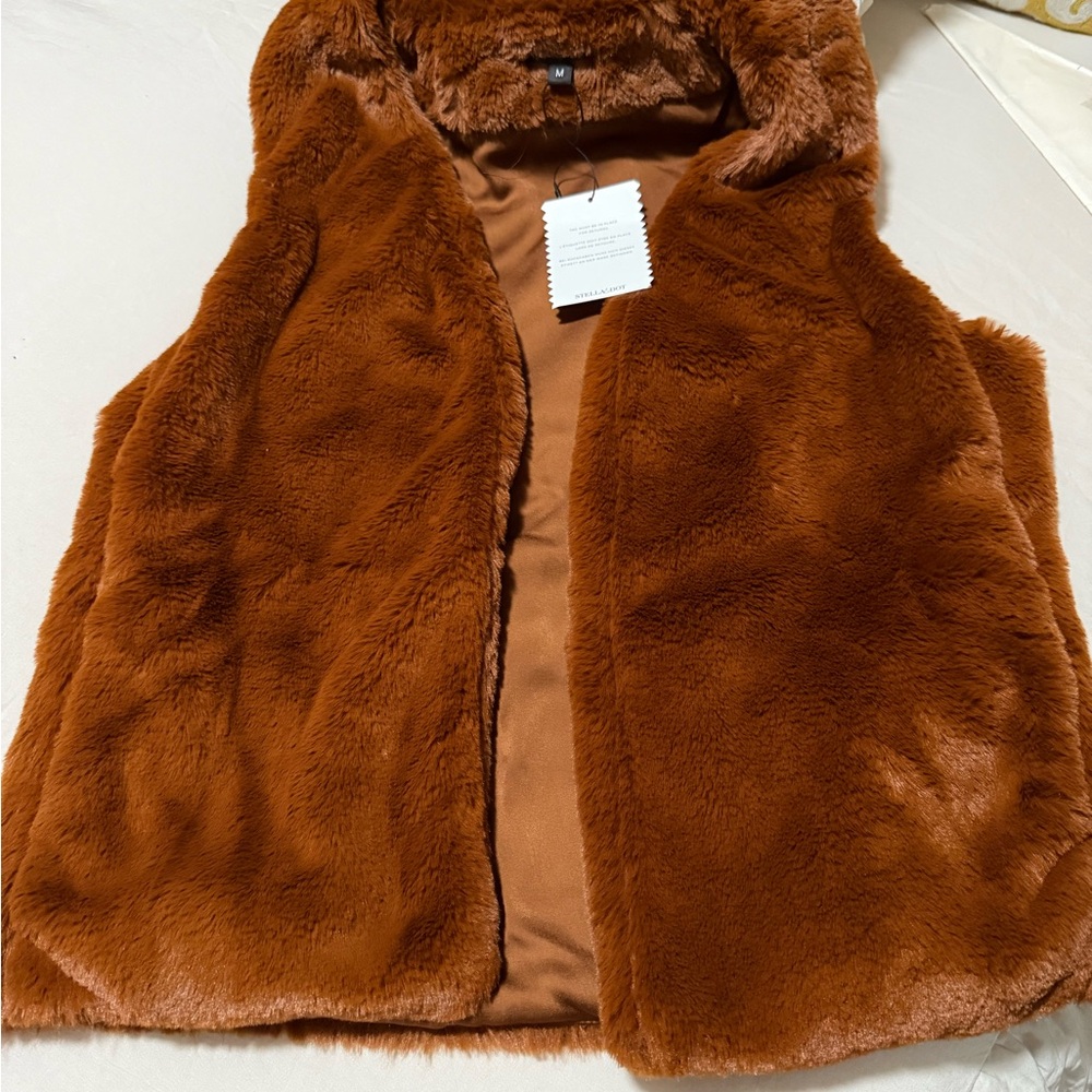 Stella & Dot Faux Fur Vest in Warm Brown Rust Color 🦊🐻🦊